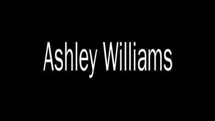 TS Hottie Makes Sexy Splash